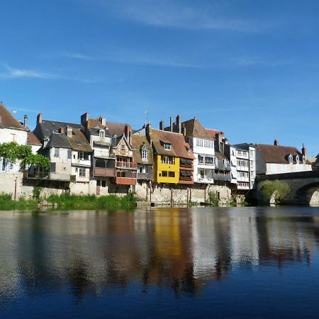 Chalet En Pleine Nature A Orsennes Avec Etang A Proximite, Ideal Pour 6 Personnes Et Animaux Admis - Fr-1-591-170 Zewnętrze zdjęcie